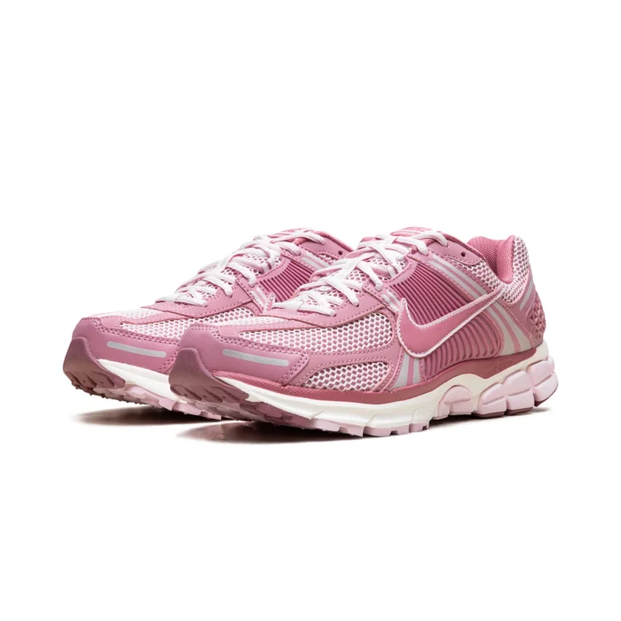 Nike Vomero 5 "Elemental Pink"